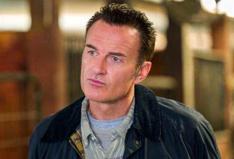 « FBI: Most Wanted »: Julian McMahon quitte Jess LaCroix – Déclaration