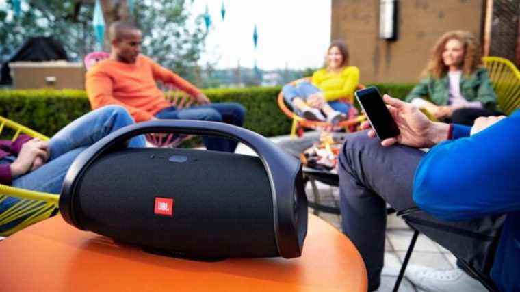 JBL lance non pas une, mais quatre enceintes Bluetooth portables cette année