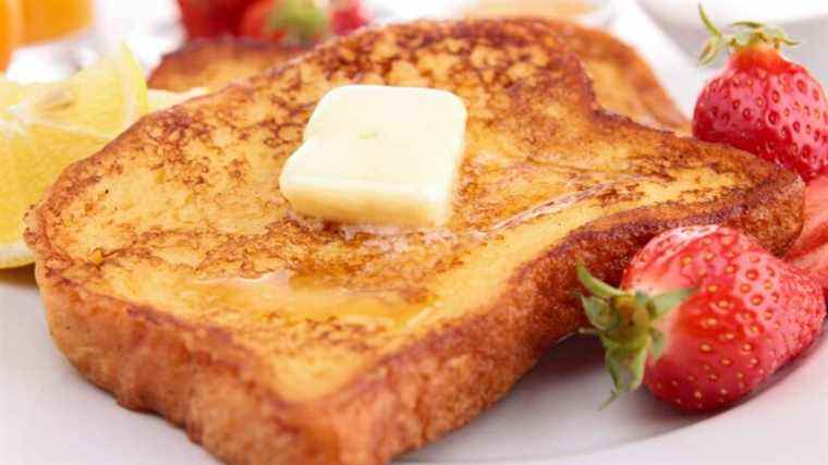 J’ai fait du pain perdu dans une friteuse à air et c’était beaucoup plus facile que sur une cuisinière