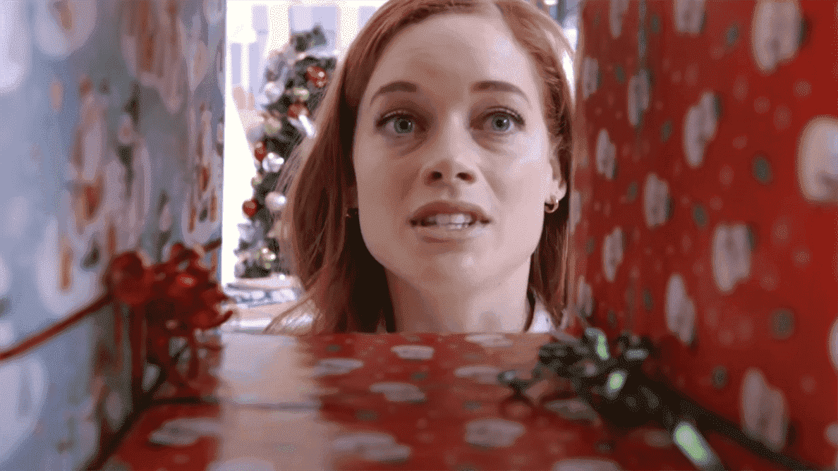 Jane Levy de Zoey's Extraordinary Playlist partage ses réflexions sur la fin du film de Noël et s'il prévoit une fermeture
