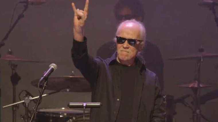 John Carpenter Live : la bande-annonce des coulisses part en tournée avec le maître de l'horreur
