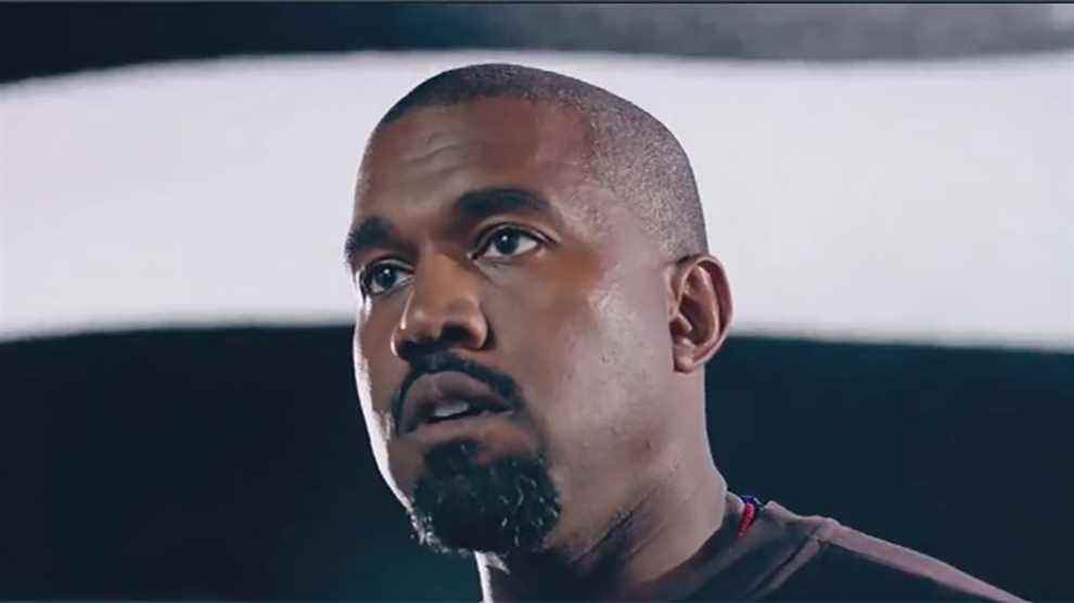 

	
		Kanye West commence à travailler sur 'Donda 2', son premier album de suite le plus populaire à lire Inscrivez-vous aux newsletters sur les variétés Plus de nos marques
	
	
