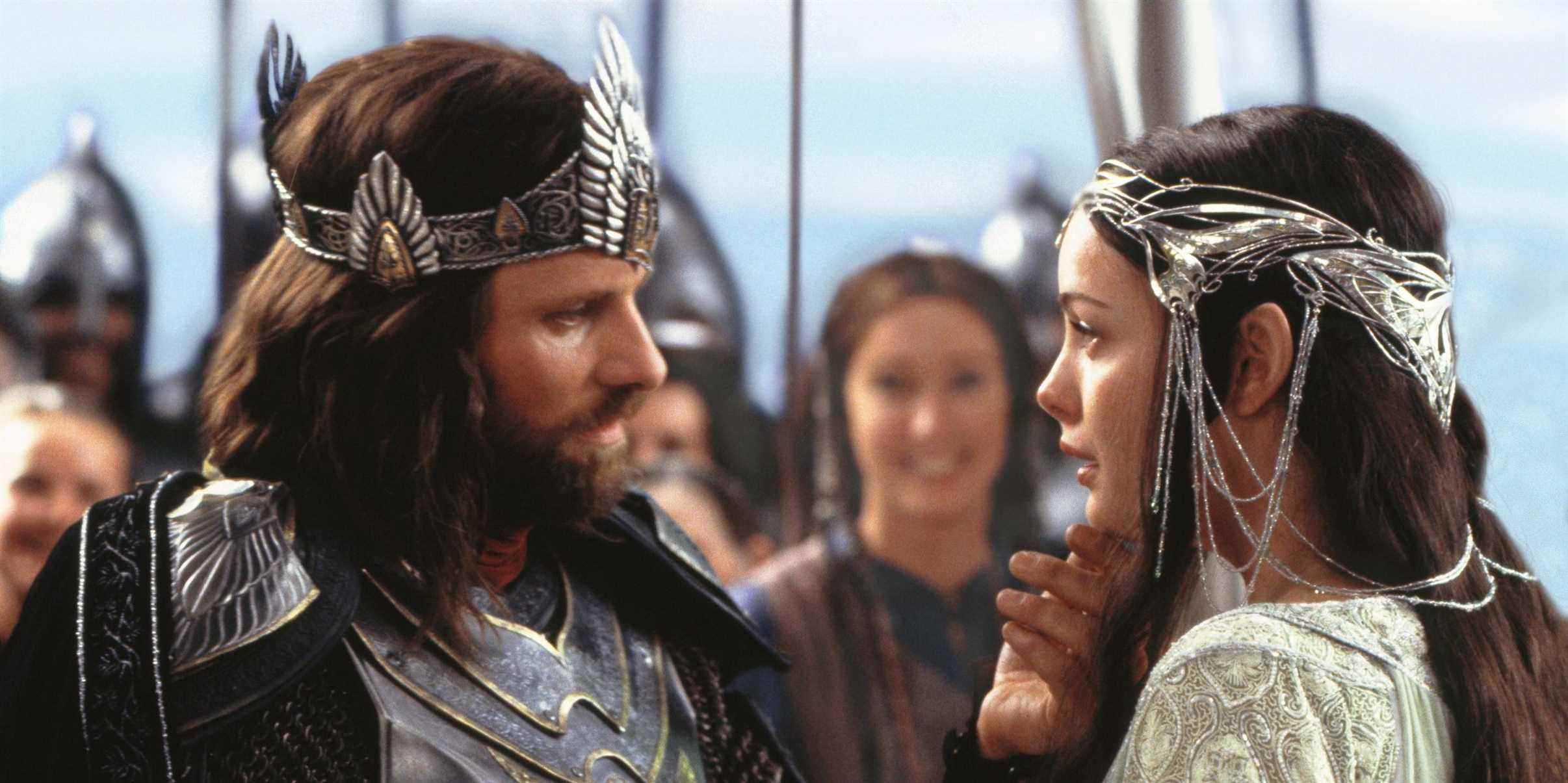 LOTR : Pourquoi certaines femmes elfiques épousent-elles des hommes mortels mais les hommes elfes n'épousent-ils pas des femmes mortelles ? 
