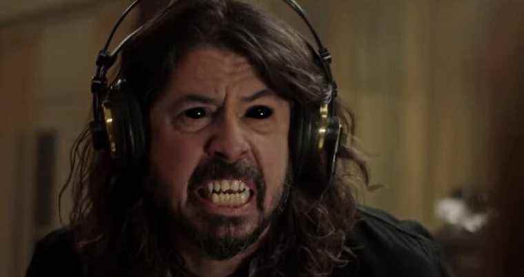 La bande-annonce du Studio 666 de Foo Fighters donne un tout nouveau sens à un morceau qui tue
