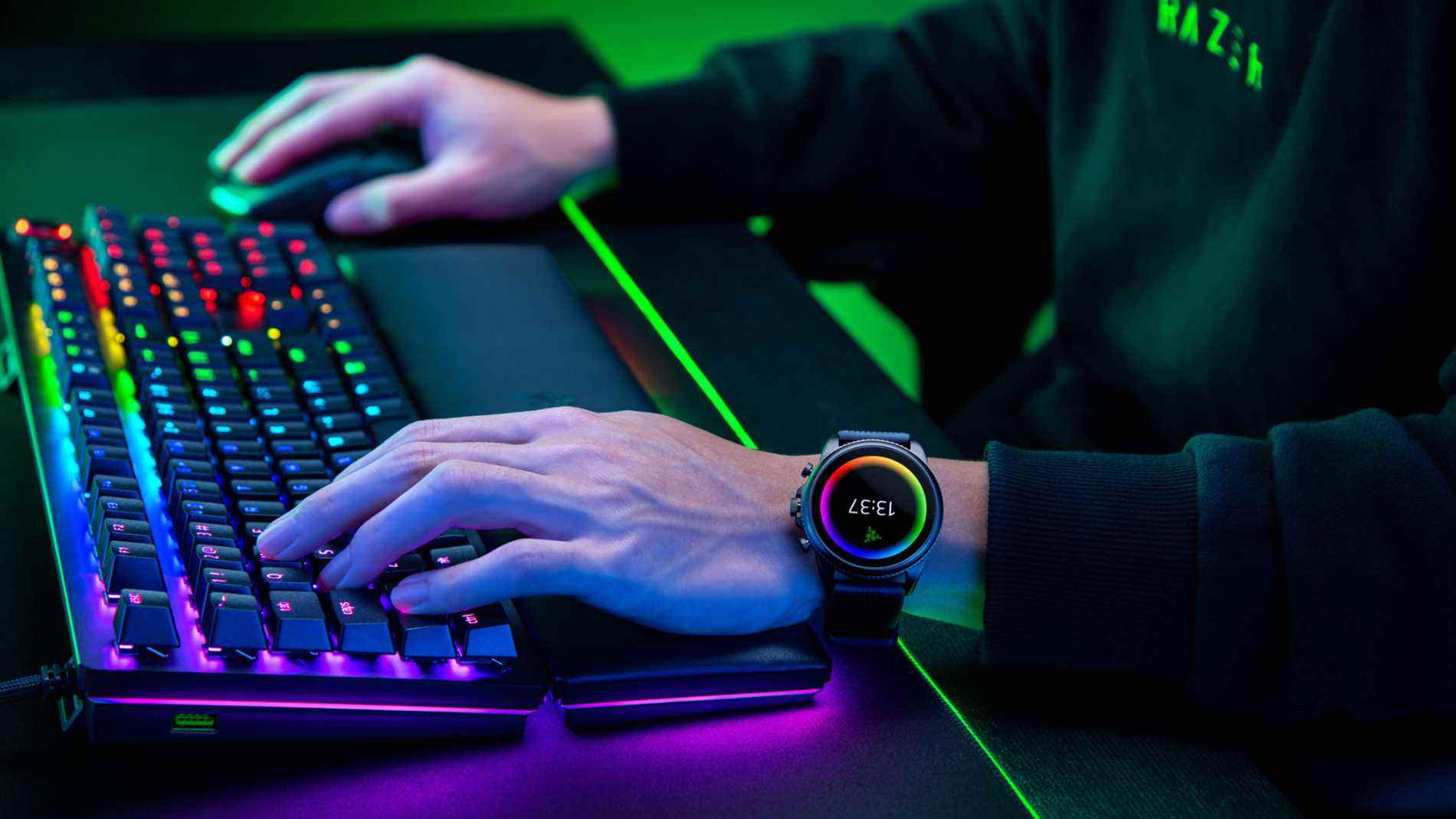 La smartwatch de Razer et Fossil n'a que du RVB à l'écran
