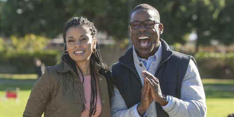 La star de This is Us, Susan Kelechi Watson, explique comment Beth "passe le flambeau" lors de la dernière saison

