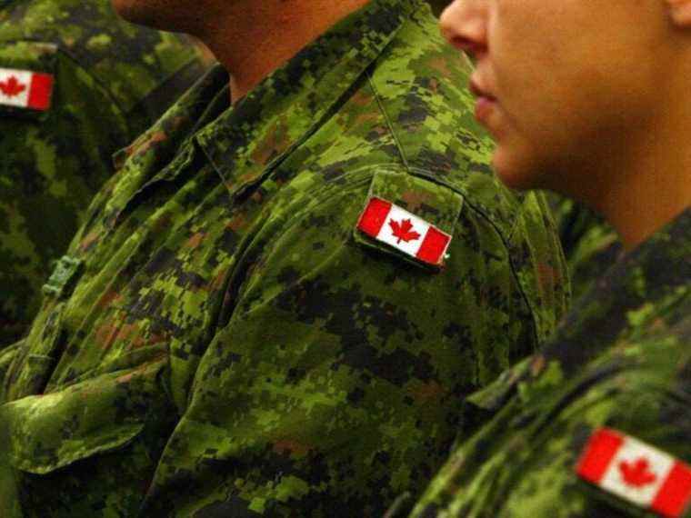 L’armée lance une procédure officielle contre plus de 900 soldats non vaccinés