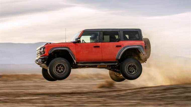 Le Ford Bronco Raptor est trop gros