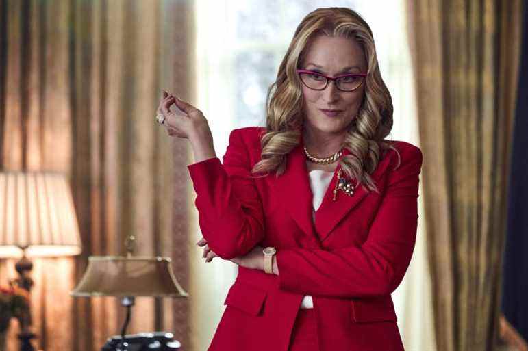 DON'T LOOK UP, Meryl Streep as President Janie Orlean. Cr. Niko Tavernise / Netflix © 2021