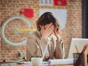 Si vous faites deux choses à la fois, comme aider un enfant à l'école et travailler à la même table, votre productivité diminue jusqu'à 40 %.