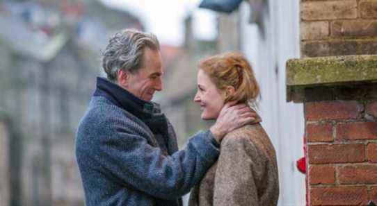 PHANTOM THREAD, from left: Daniel Day-Lewis, Vicky Krieps, 2017. ph: Laurie Sparham /© Focus Features /Courtesy Everett Collection