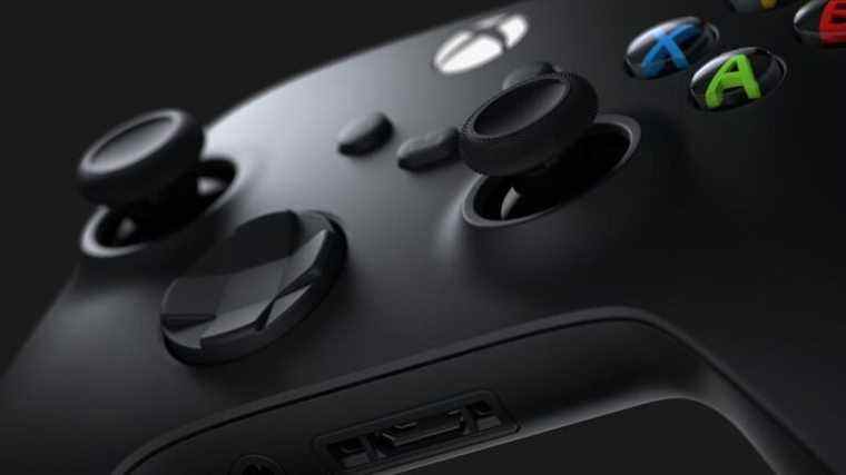     Les anciennes manettes sans fil Xbox passent rapidement d'un appareil à l'autre

