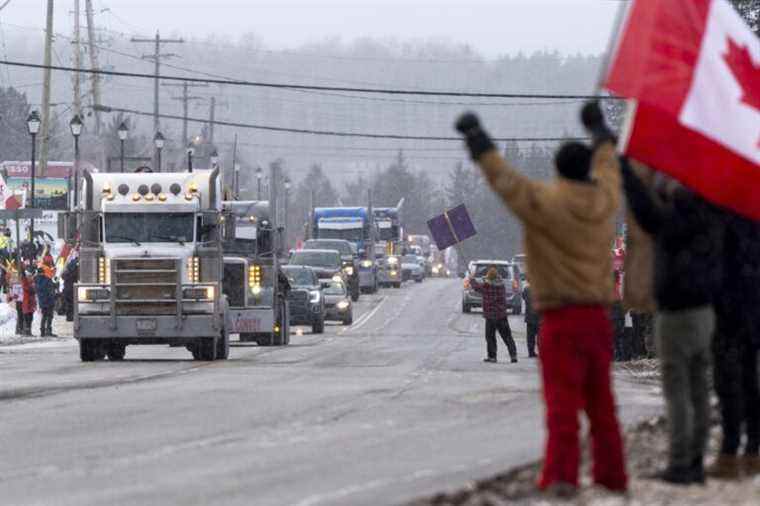 Les conducteurs sont invités à faire preuve de patience alors qu’un convoi de camionneurs s’apprête à traverser la région de Toronto