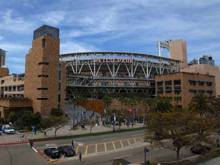 Les décès de septembre au Petco Park de San Diego ont jugé le meurtre-suicide