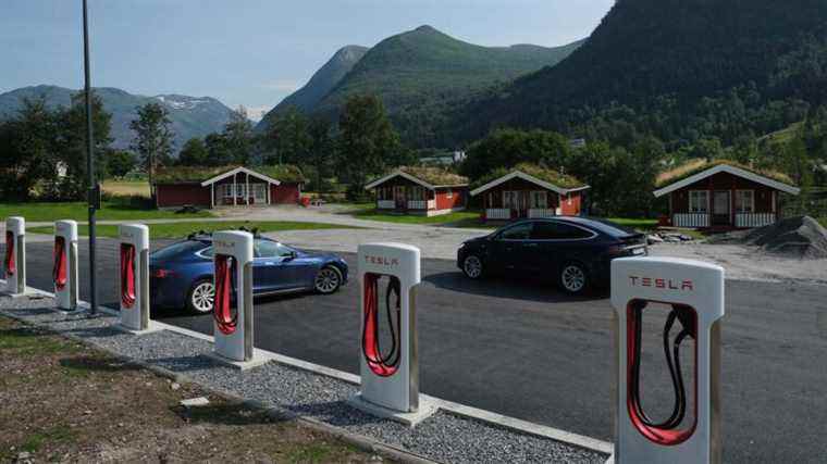 Les véhicules électriques représentaient près des deux tiers de toutes les ventes de voitures neuves en Norvège l’année dernière