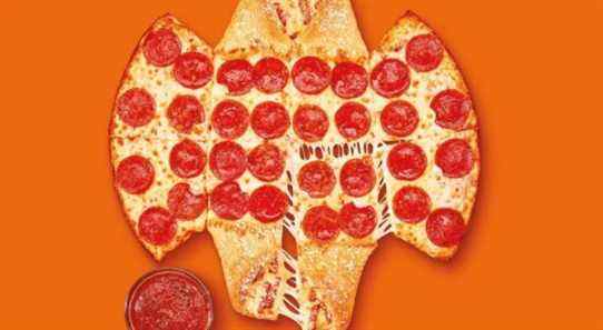 Little Caesars a osé faire un calzony en forme de Batman