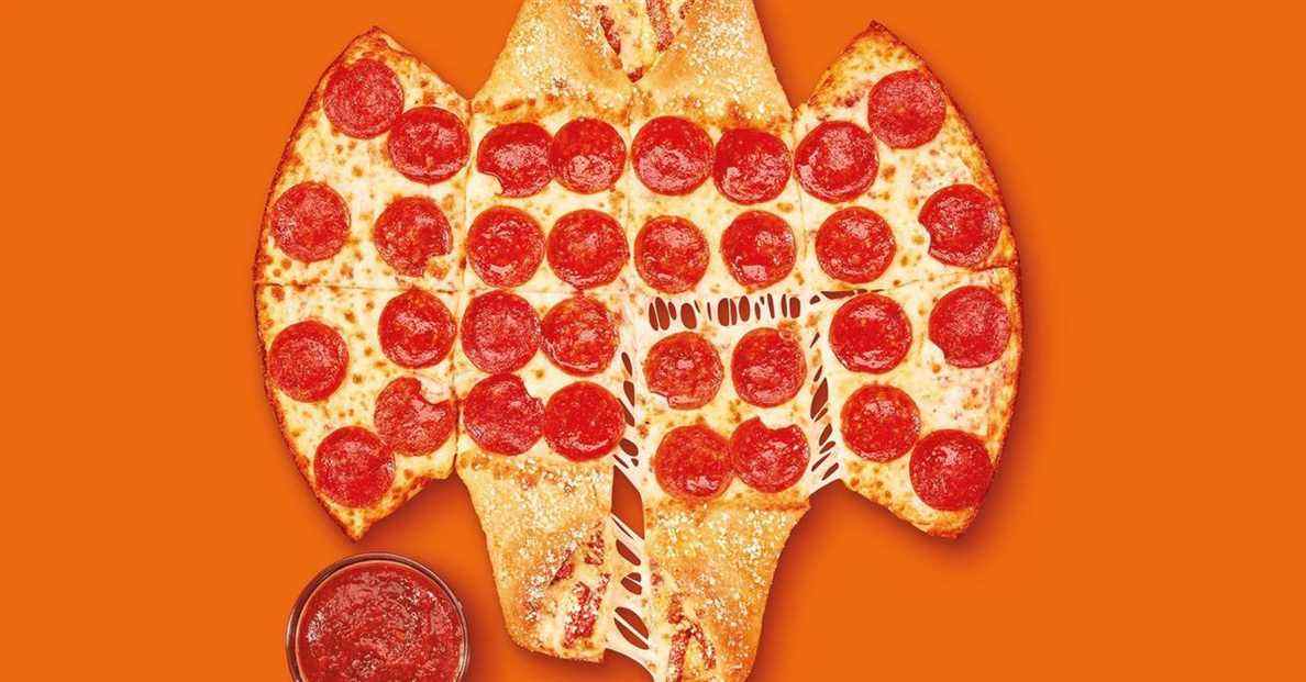 Little Caesars a osé faire un calzony en forme de Batman
