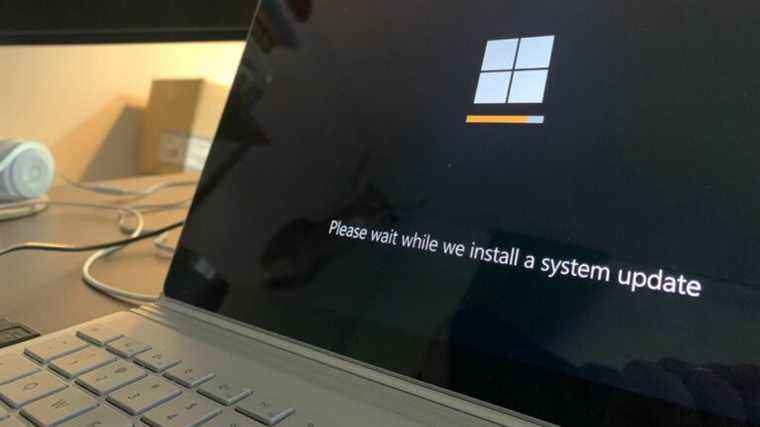 Microsoft indique que les mises à jour Windows peuvent nécessiter jusqu’à 8 heures pour se terminer