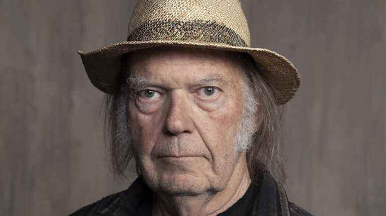 

	
		Neil Young menace de supprimer la musique de Spotify à cause des « fausses informations sur les vaccins » de Joe Rogan les plus populaires doivent être lues Inscrivez-vous aux newsletters Variété Plus de nos marques
	
	
