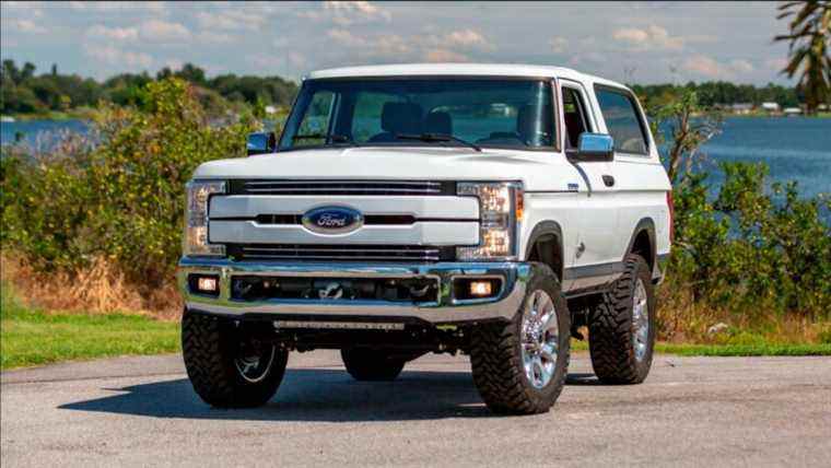 Oui, quelqu’un a vraiment payé 176 000 $ pour ce Ford Bronco de 1978 avec un visage super résistant