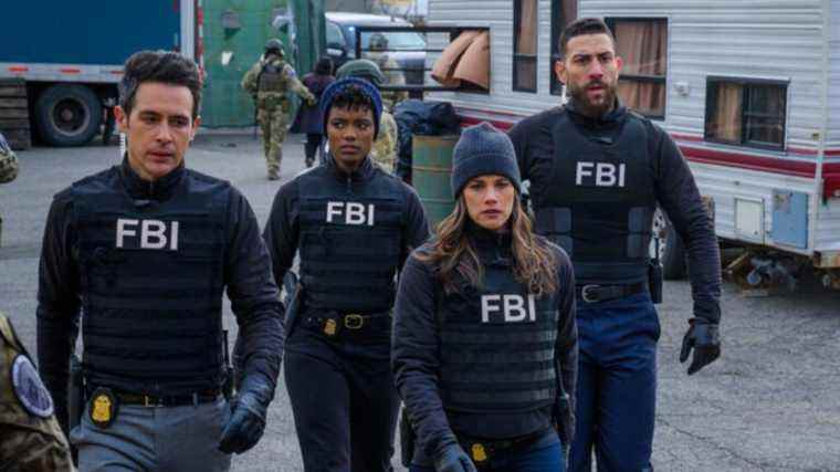 Pourquoi le FBI de CBS pourrait être prêt pour un croisement avec la loi et l'ordre: SVU
