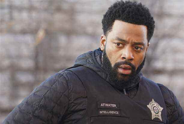 Récapitulatif de la saison 9 de l’épisode 11 de ‘Chicago PD’: interview de LaRoyce Hawkins