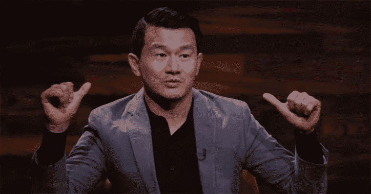 Ronny Chieng veut être juge à la Cour suprême
