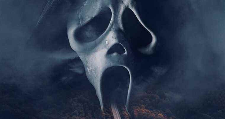 Scream Legacy Cast discute du retour sur les lieux du crime dans une nouvelle featurette
