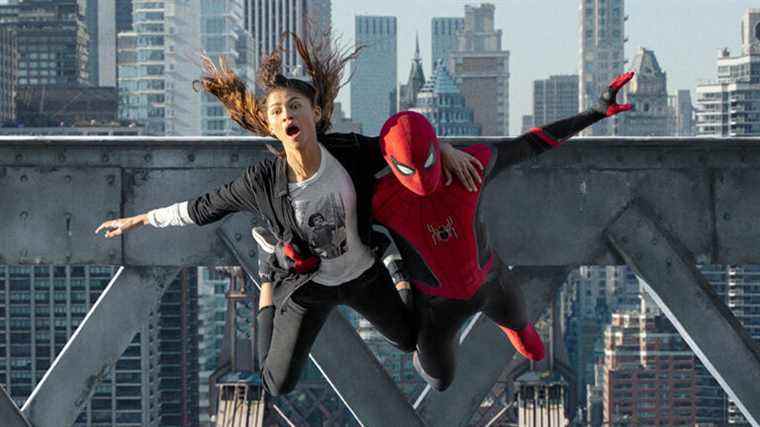 «Spider-Man: No Way Home» se hisse au sixième rang des films les plus rentables de l'histoire avec 1,69 milliard de dollars.
	
	
