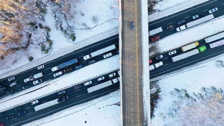 Uber Rider a facturé 700 $ après s’être retrouvé bloqué sur l’I-95 pendant 14 heures