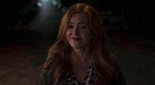 Wolf Like Me Trailer: Isla Fisher a un grand secret, essayez simplement de deviner ce que c'est