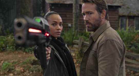 The Adam Project first look images Ryan Reynolds time travel Zoe Saldana