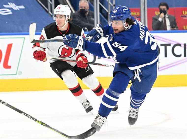 Le tour du chapeau de Matthews couronne le retour des Maple Leafs dans une victoire contre les Devils