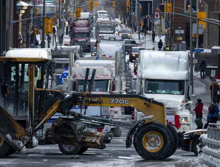 « Toutes les options sont sur la table » pour mettre fin à la manifestation qui prend au piège Ottawa: chef de la police