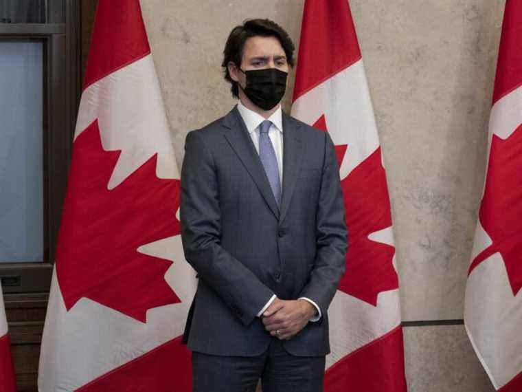 PREMIÈRE LECTURE: L’isolement COVID très étrange de Trudeau