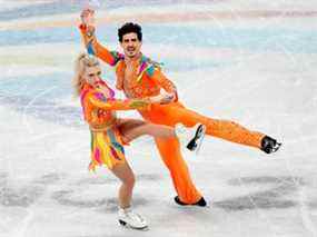 Jeux olympiques de Pékin 2022 - patinage artistique - événement d'équipe - danse sur glace - danse rythmique - stade intérieur de la capitale, Pékin, Chine - 4 février 2022. Piper Gilles du Canada et Paul Poirier du Canada en action.