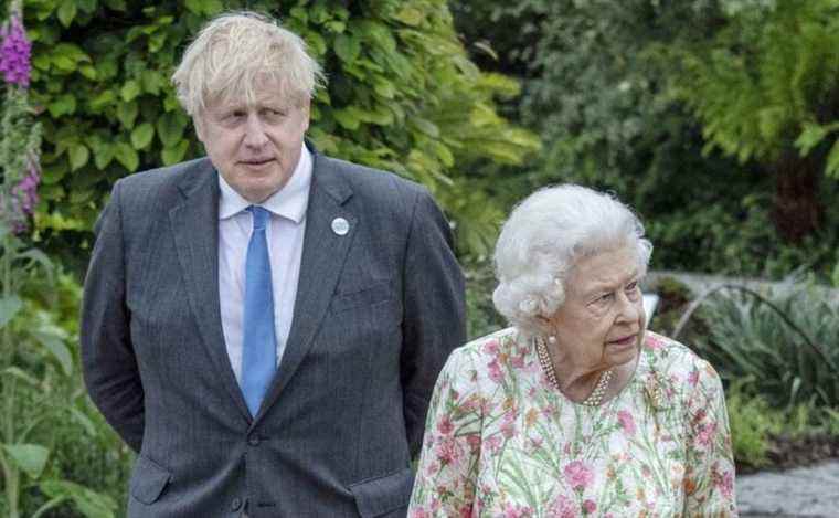 Boris Johnson fera l’éloge du service « infatigable » de la reine alors qu’elle atteint le jubilé de platine