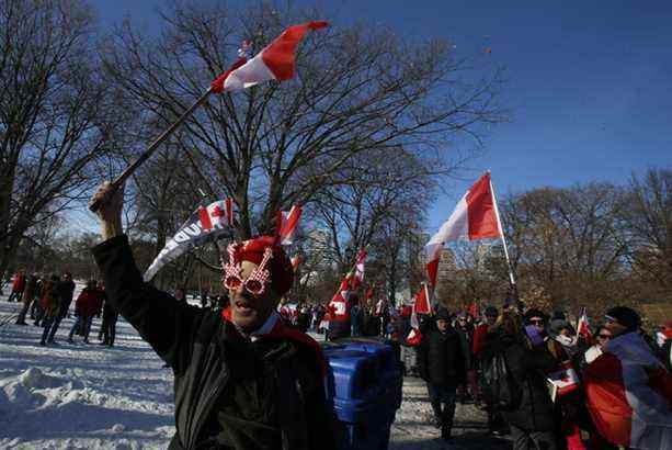 LILLEY: Le premier jour de la manifestation de Toronto prend un ton différent de celui d’Ottawa