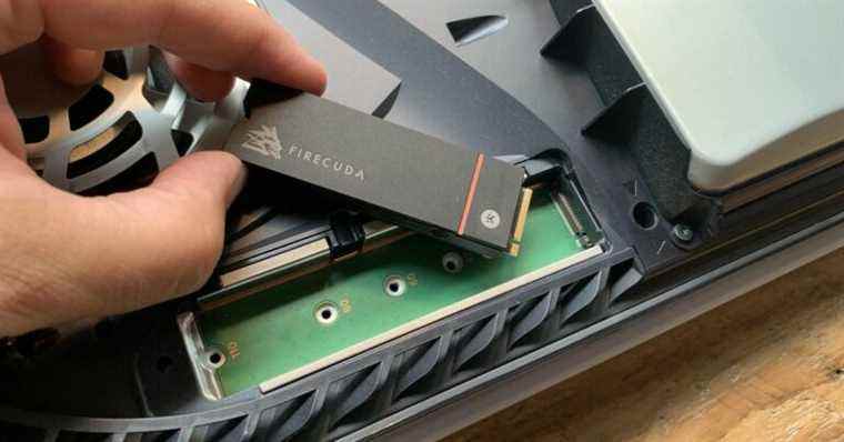 Disques de stockage PS5 M.2 testés : Samsung contre Seagate contre Corsair