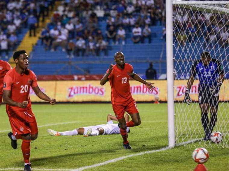 VAN DIEST: Le capitaine canadien Atiba Hutchinson mérite un voyage en Coupe du monde