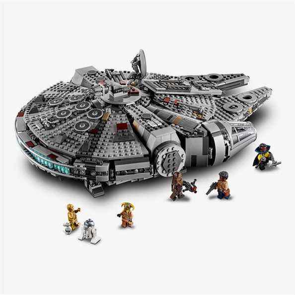 LEGO 'Faucon Millenium'