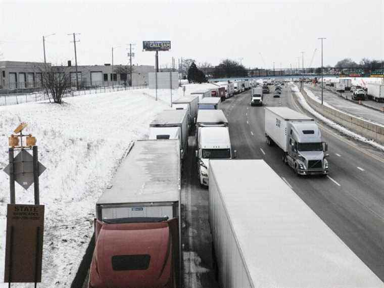 Comment le blocage du pont Ambassador a mis fin à un quart du commerce entre les États-Unis et le Canada