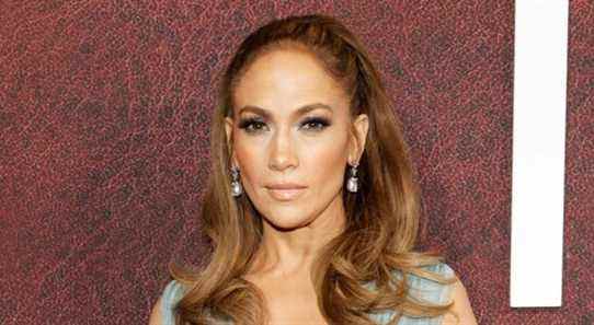 Jennifer Lopez garde ses lèvres nues scellées à propos de Bennifer