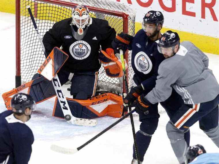 Mike Smith et les Oilers se préparent pour une deuxième mi-temps frénétique