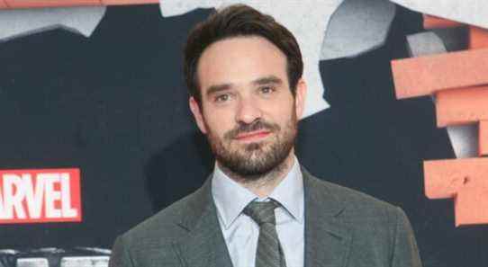 Charlie Cox de Daredevil a plaisanté avec Andrew Garfield à propos de Spider-Man: No Way Home mensonges