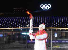 Si vous ne l'aviez pas remarqué, les Jeux olympiques d'hiver de Pékin ont commencé vendredi.  Alors que 47 % des Canadiens déclarent aux sondeurs qu'ils s'efforceront consciemment d'éviter les Jeux en raison de leur dégoût face aux violations continues des droits de la personne par la Chine, Pékin pourrait déjà devenir les Jeux olympiques les moins remarqués du Canada depuis 1980.