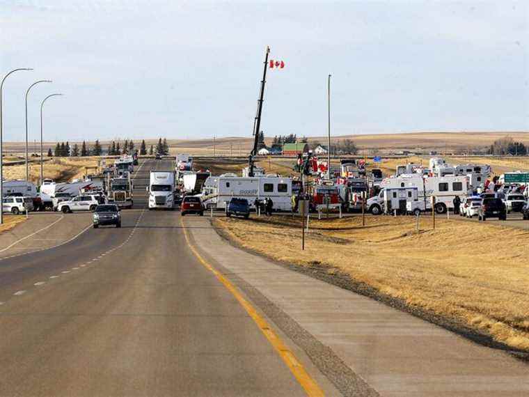 «Nous n’allons nulle part»: les manifestants frontaliers de l’Alberta ne déménageront pas vers un nouveau site