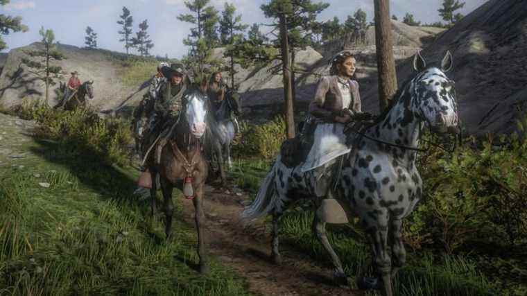 Rencontrez les centaines de filles à cheval qui dirigent le groupe le plus gentil de Red Dead Online
