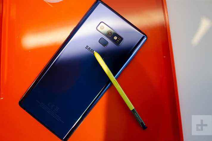 Galaxy Note 9 bleu avec stylet jaune