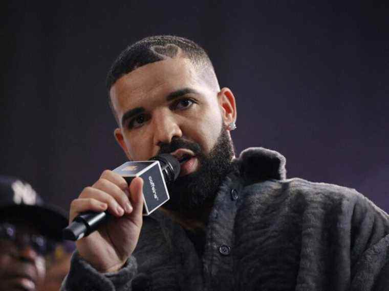 Drake se tourne vers le bitcoin pour un pari d’un million de dollars sur le Super Bowl